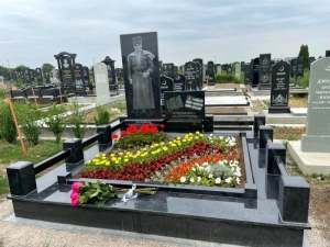 Леонид Лакербая принял участие в мероприятиях, приуроченных к годовщине со дня смерти Муссы Шанибова